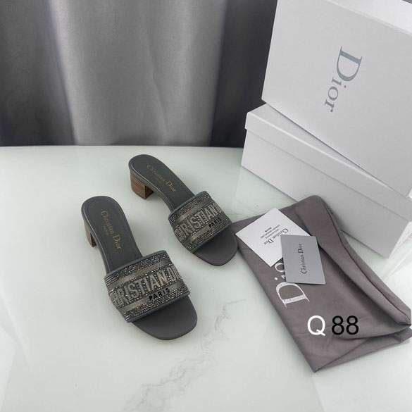 Picture of Dior Shoes _SKUDiorsz35-39K01133707